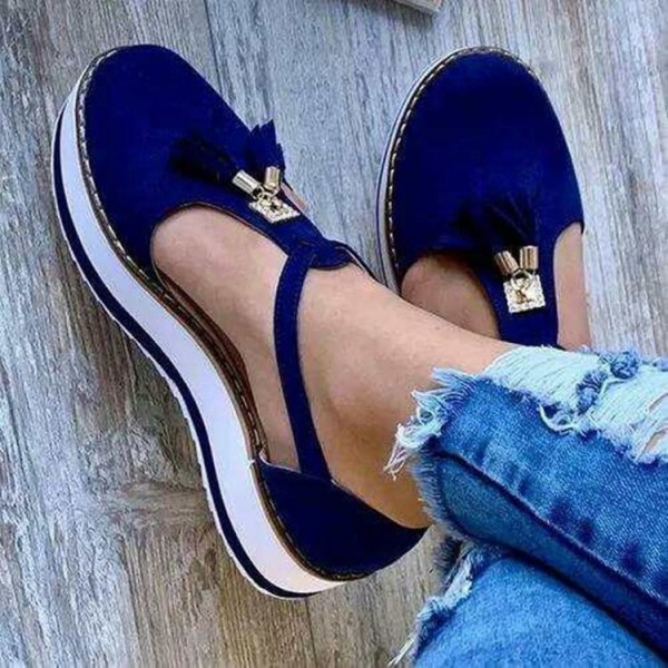 Size:4.5-11 Women Plus Size Solid Color Tassel Decoration Thick-soled Loafers