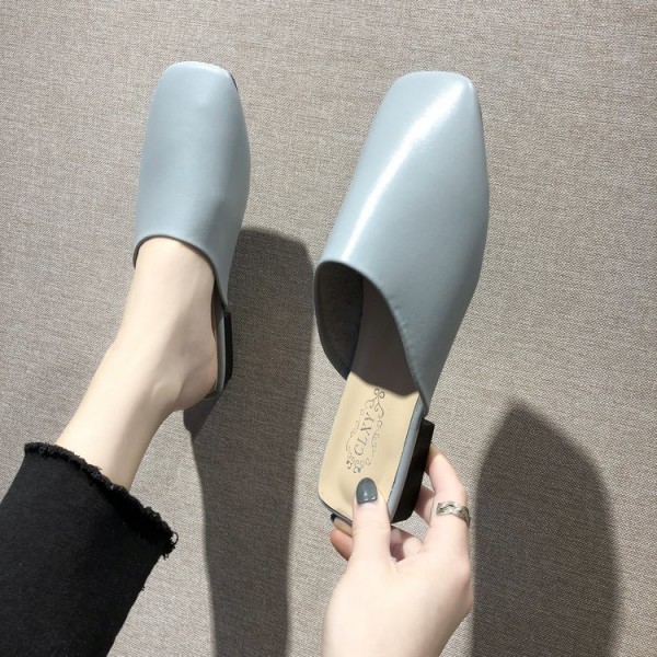 Women Fashion Summer Square Toe Solid Color Cover Toe PU Mules Slippers