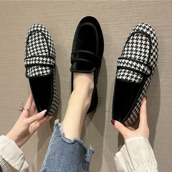 Women Vintage Casual Houndstooth Pattern Suede Loafers