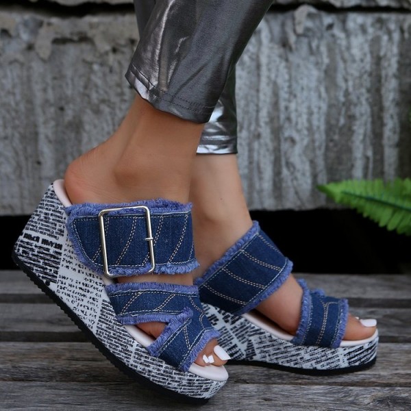 Plus Size Women Fashion Slip-On Buckle Wedge Platform Slippers With Platform Cloth