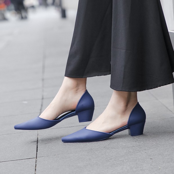 Women Fashion British Style Solid Color Pointed Loafers