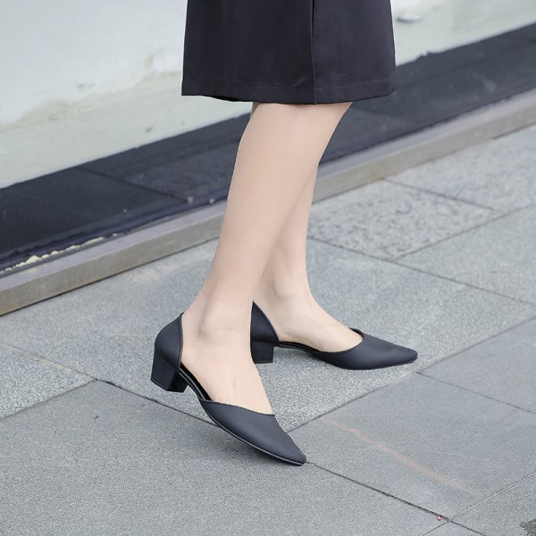 Women Fashion British Style Solid Color Pointed Loafers