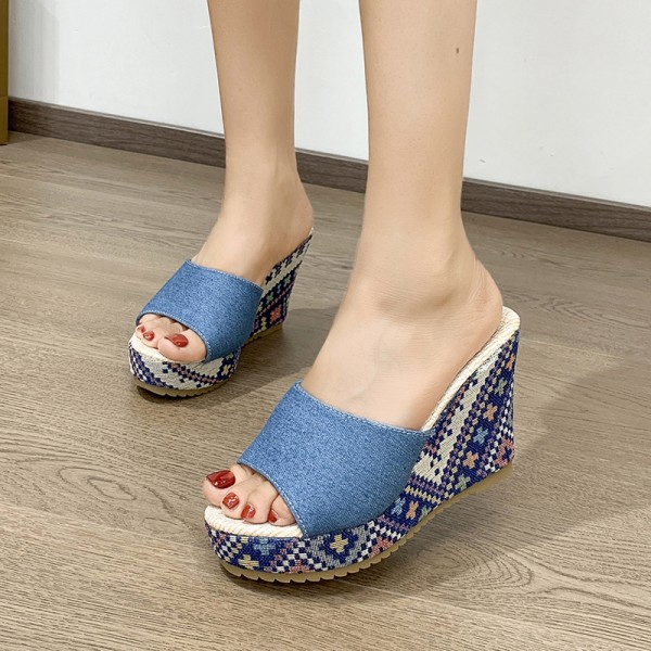 Women Fashion Plus Size Thick-Soled Wedge Heel Slippers