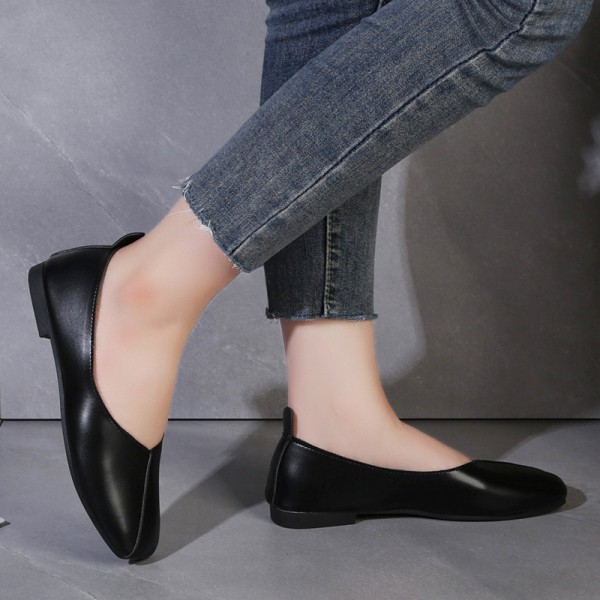 Women Fashion Solid Color Comfortable Soft Bottom PU Loafers