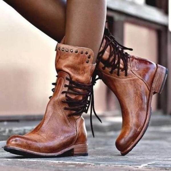 Women Fashion Vintage Plus Size Rivet Strap Mid-Calf Boots