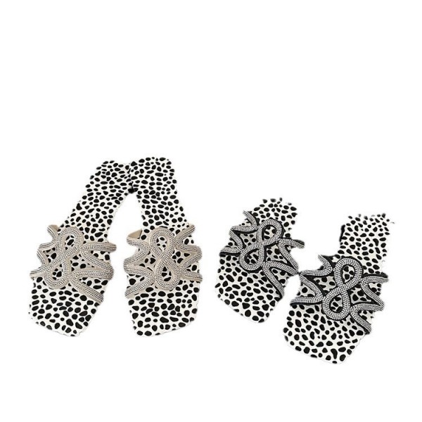 Women Fashion Plus Size Leopard Printed Rhinestone Hollow Square Toe Flat Slippers
