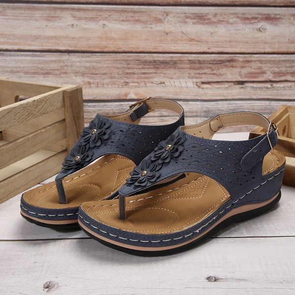 Women Summer Fashion Plus Size Flower Round Toe Thong Sandals
