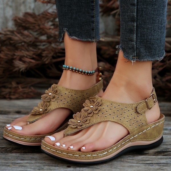 Women Summer Fashion Plus Size Flower Round Toe Thong Sandals