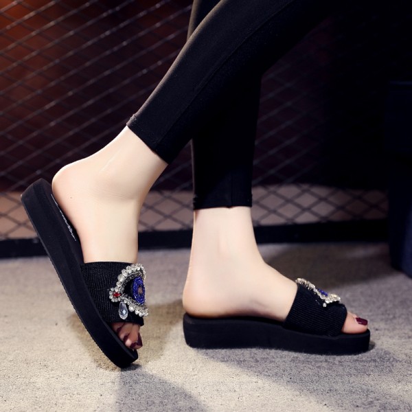 Women Fashion Plus Size Evil Eye Rhinestone Round Toe Thick-Soled Slippers