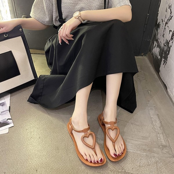 Summer Women Fashion Plus Size Hollow Heart Round Toe Flat Thong Sandals